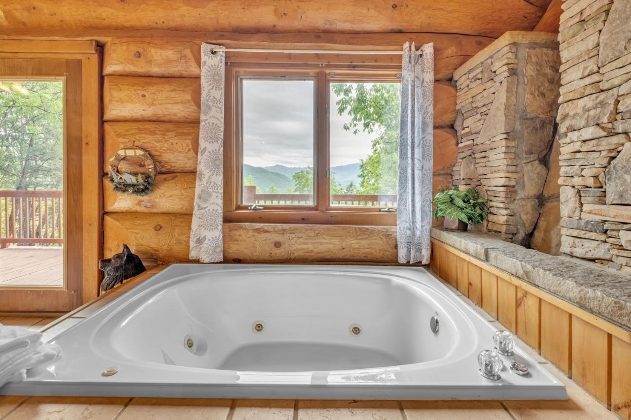 Royal Views - Private Mountain Top Cabin Cabin Gatlinburg Exterior foto